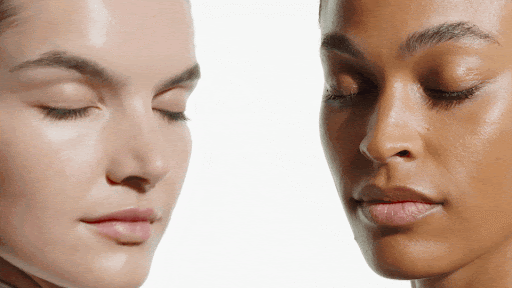 Close de pele em luz suave